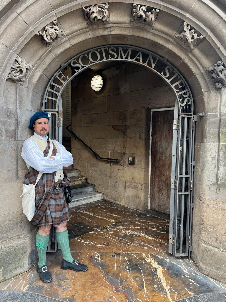 Matty Taylor in a great kilt on the Scotsman Steps in Edinburgh